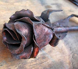 Роза из железа
